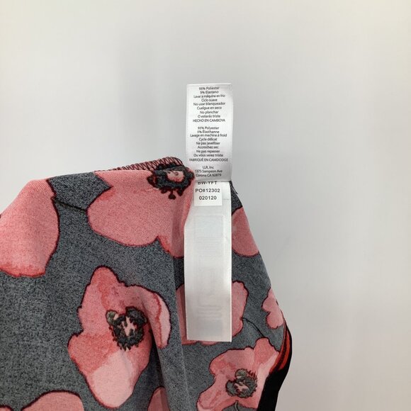 LuLaRoe Black Floral High-Low Skirt 3XL Polyester/Spandex Beautiful Red Poppy - Picture 6 of 6